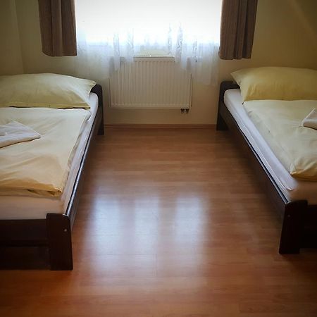 Harmony Hall Apartments Hradec Králové 外观 照片
